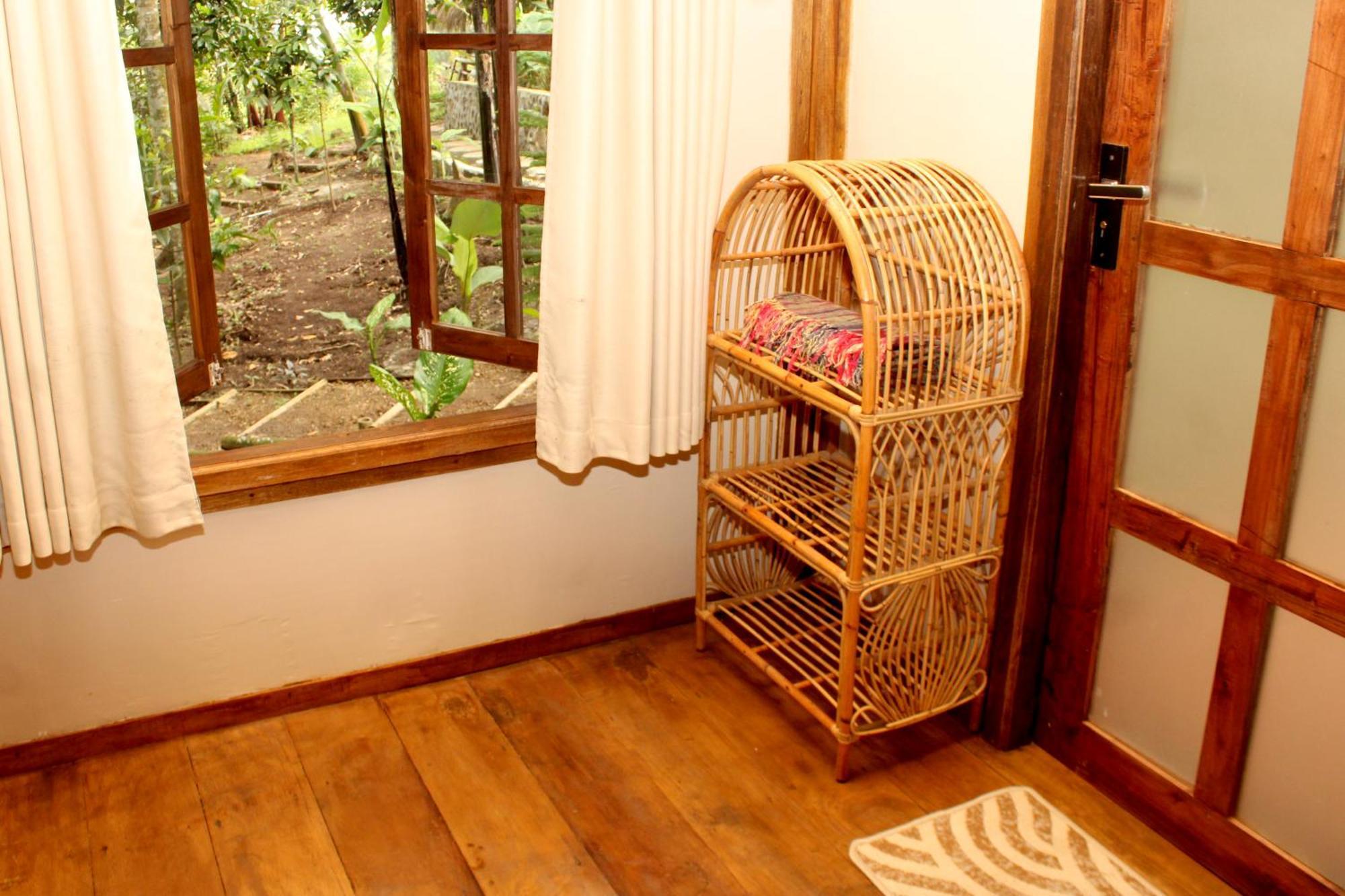 Appartamento Santai House Tetebatu Esterno foto